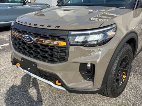 Used 2026 Ford Explorer Tremor w/ Tremor Ultimate Package AWD/4WD image 3