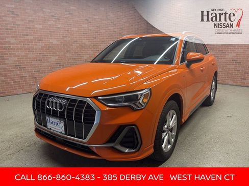 Used 2023 Audi Q3 2.0T Premium image 3