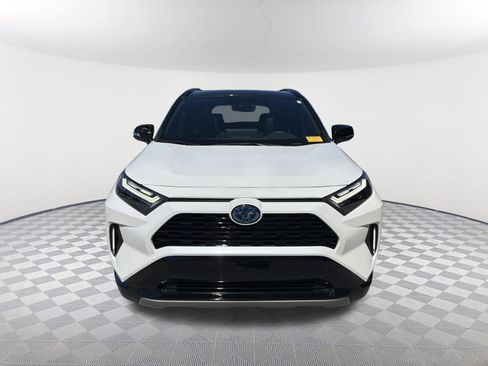 Used 2024 Toyota RAV4 XSE w/ Weather Package AWD/4WD image 9