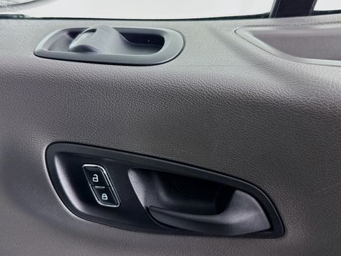 Used 2023 Ford Transit 350 XLT image 26