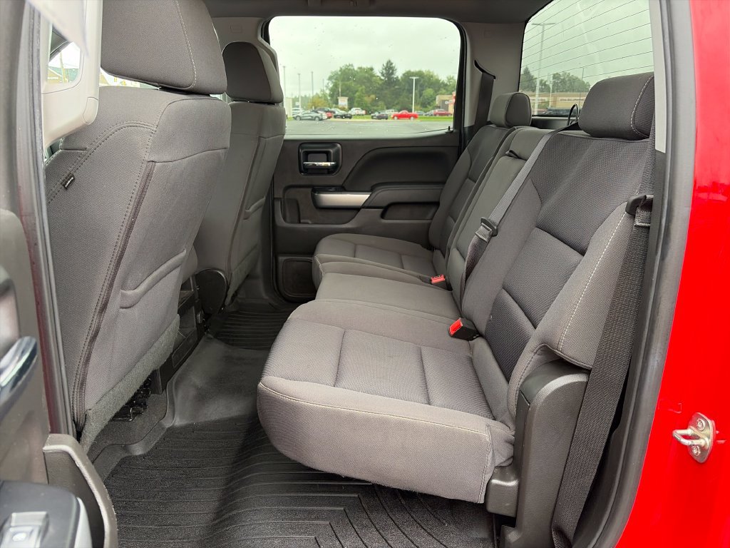 Used 2018 Chevrolet Silverado 1500 LT w/ All Star Edition AWD/4WD image 23
