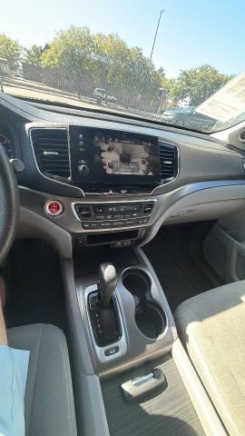 Used 2019 Honda Pilot EX image 10