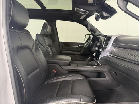 Used 2019 RAM 1500 Limited AWD/4WD image 10
