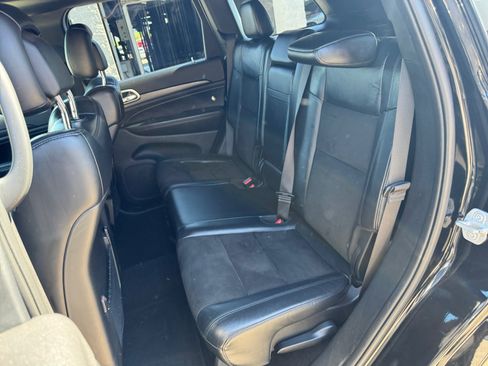 Used 2020 Jeep Grand Cherokee Altitude AWD/4WD image 31