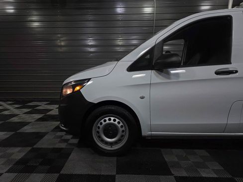 Used 2022 Mercedes-Benz Metris image 30