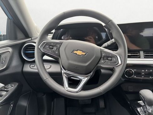 New 2026 Chevrolet Trax LT image 12