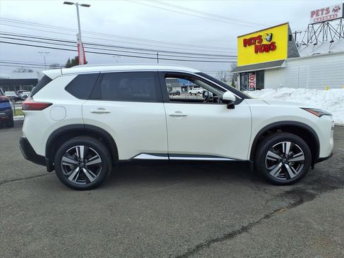 Certified 2023 Nissan Rogue SL image 2