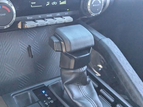 Used 2024 Toyota Tacoma SR image 23