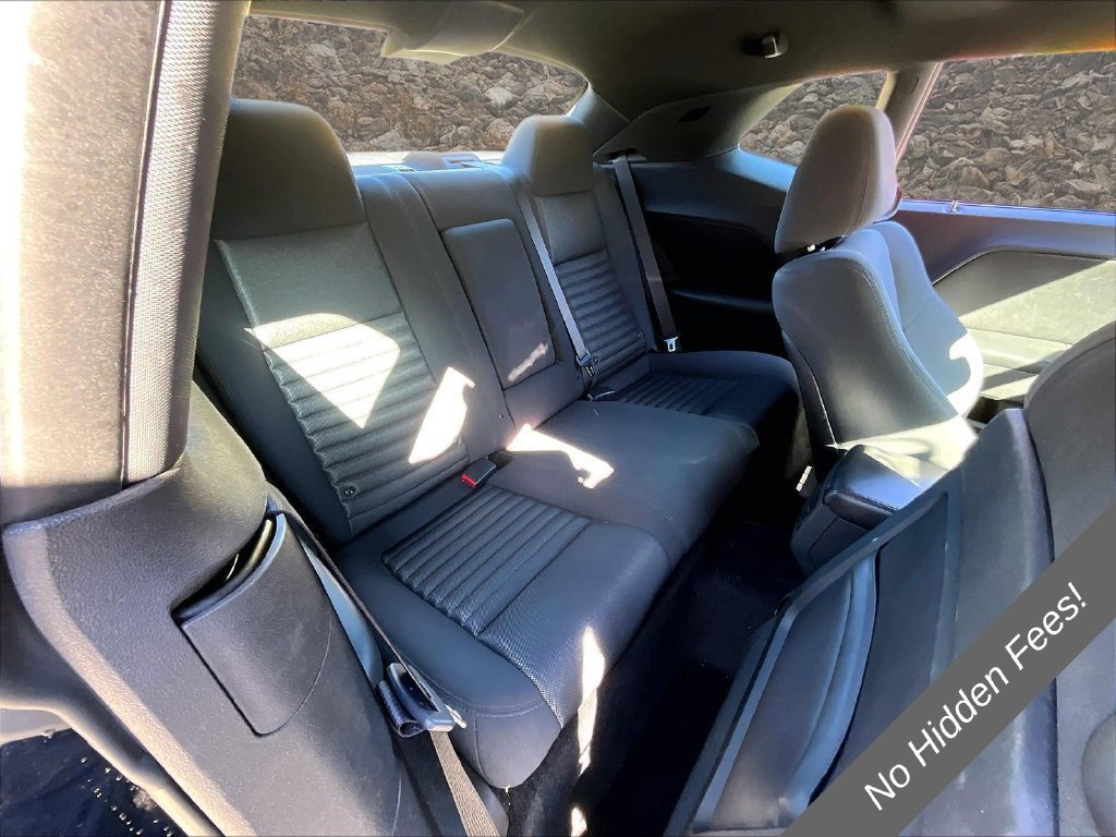Used 2012 Dodge Challenger R/T RWD image 23