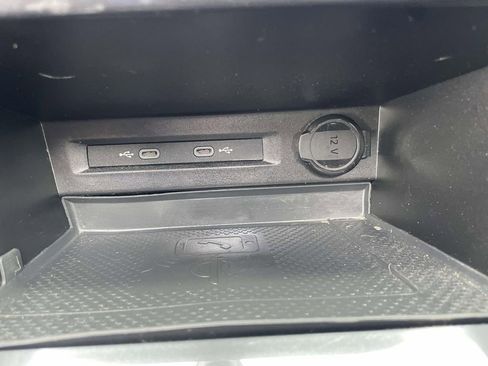 Used 2022 Volkswagen Tiguan SEL R-Line AWD/4WD image 28