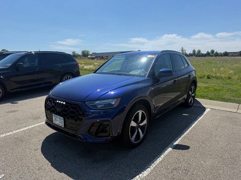 Used 2022 Audi Q5 2.0T Premium Plus w/ Premium Plus Package AWD/4WD image 7