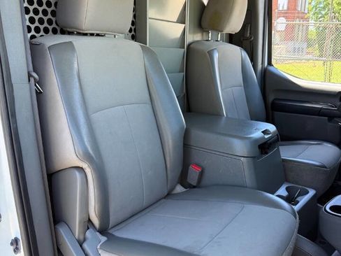 Used 2019 Nissan NV 2500 SV w/ Navigation Package RWD image 14