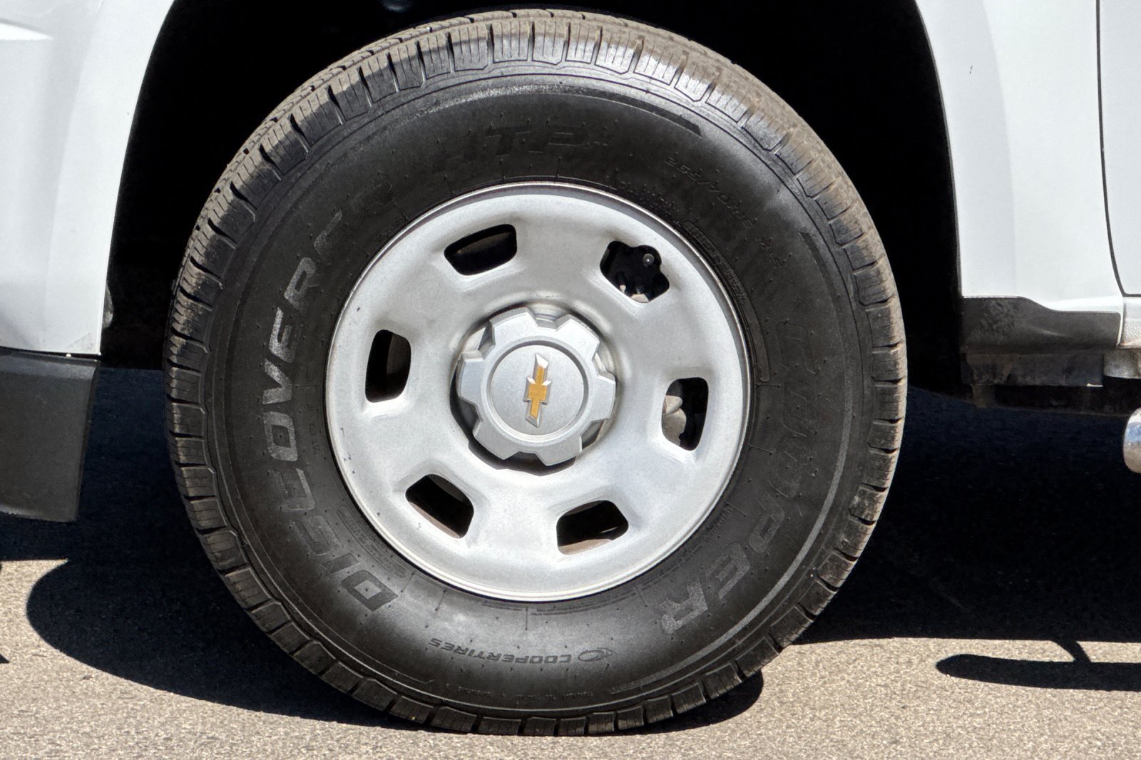 Used 2019 Chevrolet Colorado W/T RWD image 32