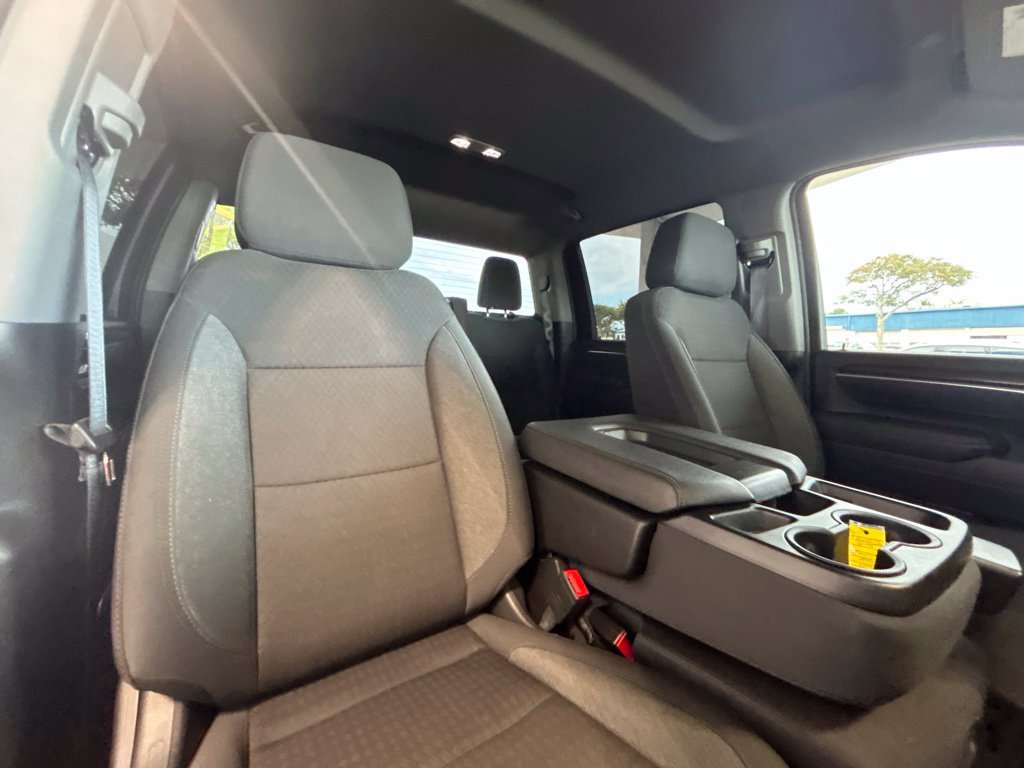 Used 2025 Chevrolet Silverado 2500 LT w/ Convenience Package AWD/4WD image 32
