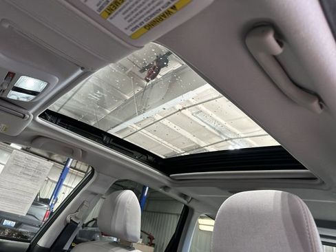 Used 2018 Subaru Forester 2.5i Premium AWD/4WD image 20