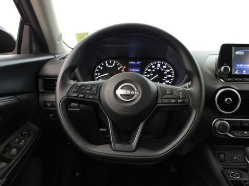 Used 2025 Nissan Sentra S FWD image 21