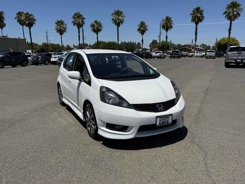 Used 2012 Honda Fit Sport image 3