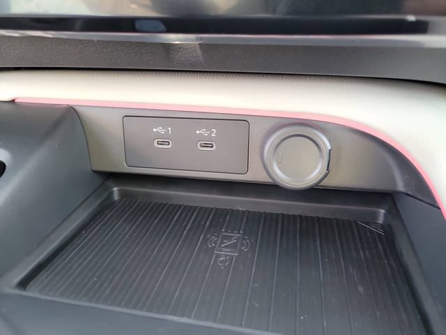 New 2026 Nissan Sentra SL w/ Floor Mat Package FWD image 18