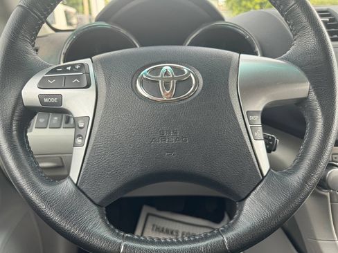 Used 2012 Toyota Highlander SE w/ Tow Pkg AWD/4WD image 25