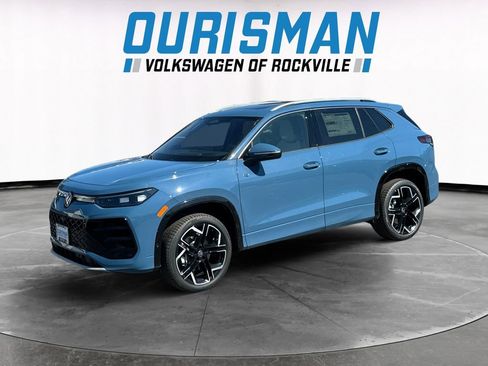 New 2026 Volkswagen Tiguan SEL R-Line AWD/4WD image 2