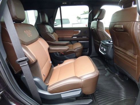 Used 2025 Ford Expedition King Ranch image 20