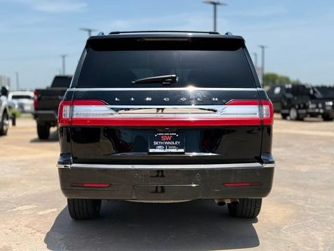 Used 2021 Lincoln Navigator L Reserve w/ Luxury Package AWD/4WD image 6