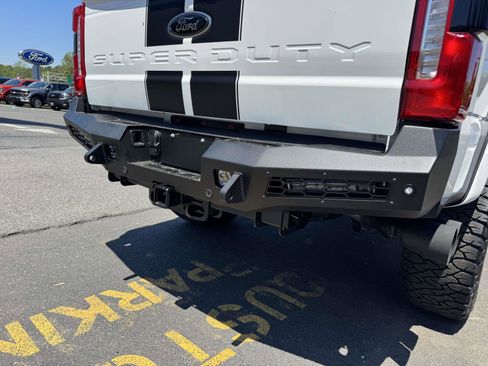 New 2026 Ford F250 Lariat w/ Black Appearance Package AWD/4WD image 18
