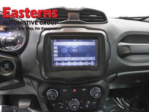 Used 2020 Jeep Renegade Limited AWD/4WD image 12