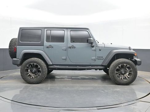 Used 2015 Jeep Wrangler Unlimited Sport w/ Quick Order Package 24S AWD/4WD image 11