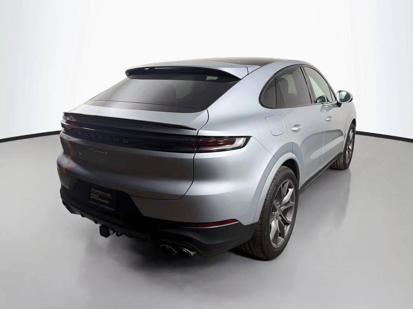 Certified 2024 Porsche Cayenne Coupe AWD/4WD image 7