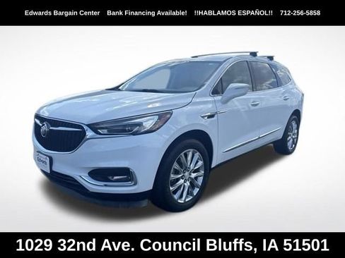 Used 2019 Buick Enclave Essence AWD/4WD image 3
