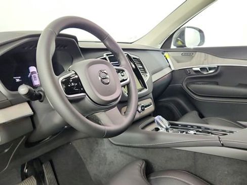 Used 2025 Volvo XC90 B6 Ultra w/ Protection Package Premier AWD/4WD image 12
