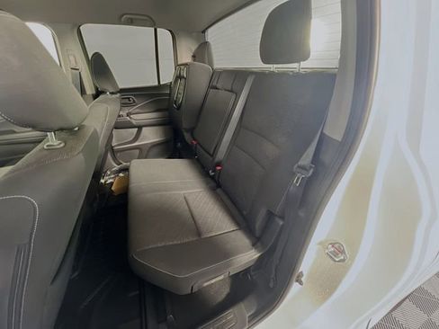 Used 2025 Honda Ridgeline Sport image 27