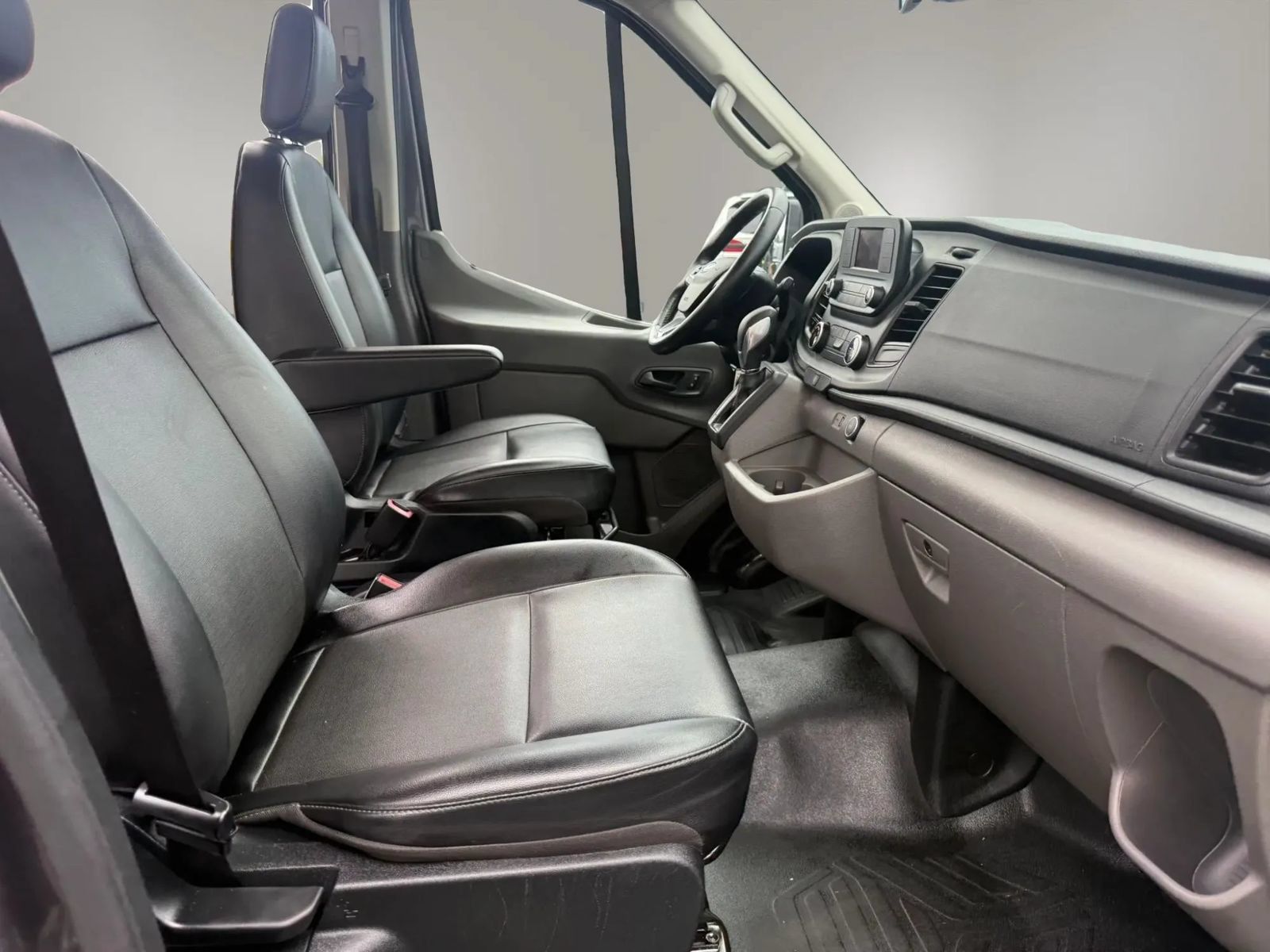 Used 2020 Ford Transit 250 Medium Roof w/ Load Area Protection Package RWD image 42