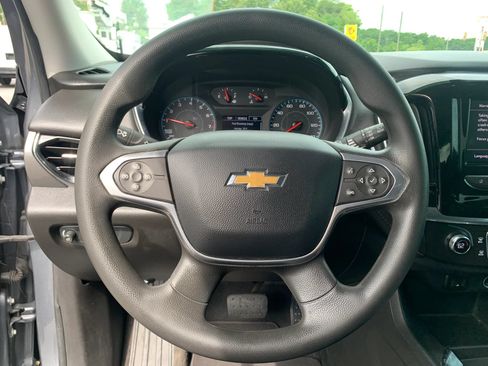 Used 2020 Chevrolet Traverse LS AWD/4WD image 10