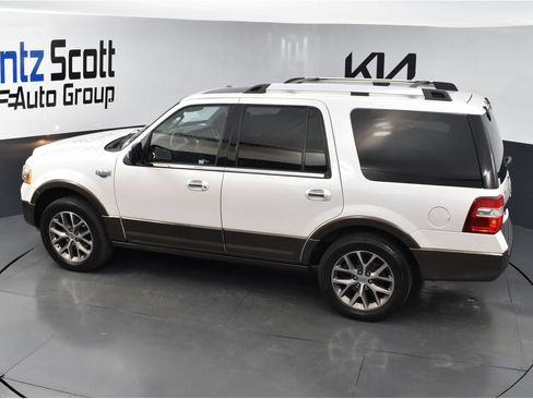 Used 2017 Ford Expedition King Ranch RWD image 11