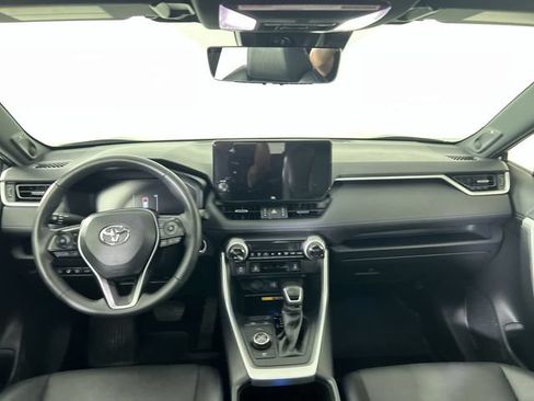 Used 2023 Toyota RAV4 XSE AWD/4WD image 21