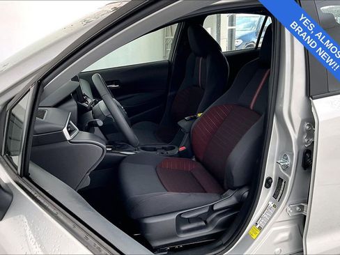 Used 2026 Toyota Corolla SE image 34