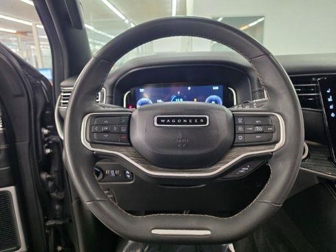 Used 2022 Jeep Wagoneer Series II w/ Premium Group I AWD/4WD image 16
