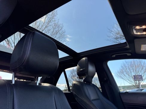 Used 2021 Mercedes-Benz GLE 350 4MATIC image 35