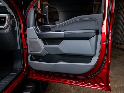 Used 2026 Ford F250 XLT w/ XLT Premium Package image 37