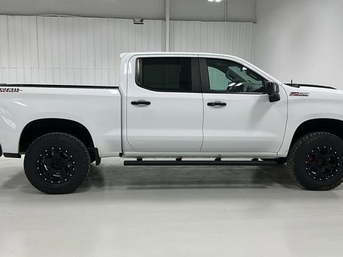 Used 2022 Chevrolet Silverado 1500 LT Trail Boss w/ LT Trail Boss Premium Package image 7