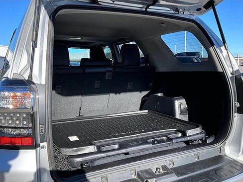 Used 2021 Toyota 4Runner SR5 Premium image 26