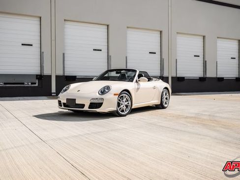 Used 2009 Porsche 911 Carrera RWD image 36