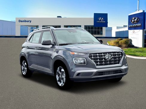 New 2026 Hyundai Venue SEL image 11