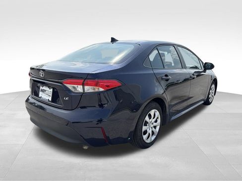 Used 2023 Toyota Corolla LE FWD image 4