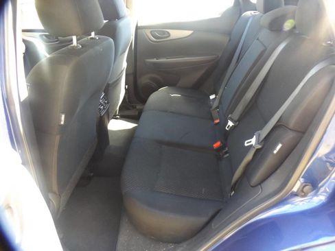 Used 2020 Nissan Rogue Sport S FWD image 14