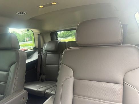 Used 2020 GMC Yukon Denali w/ Denali Ultimate Package AWD/4WD image 19