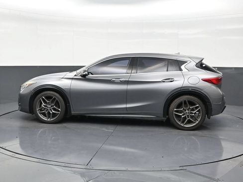 Used 2019 INFINITI QX30 Sport w/ Cargo Package FWD image 2