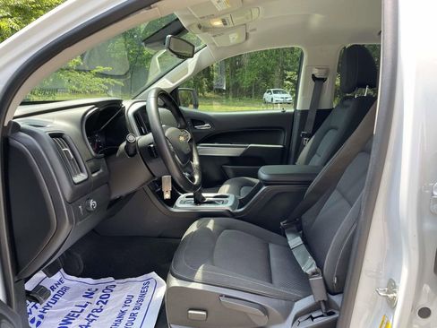 Used 2019 Chevrolet Colorado LT w/ LT Convenience Package RWD image 15
